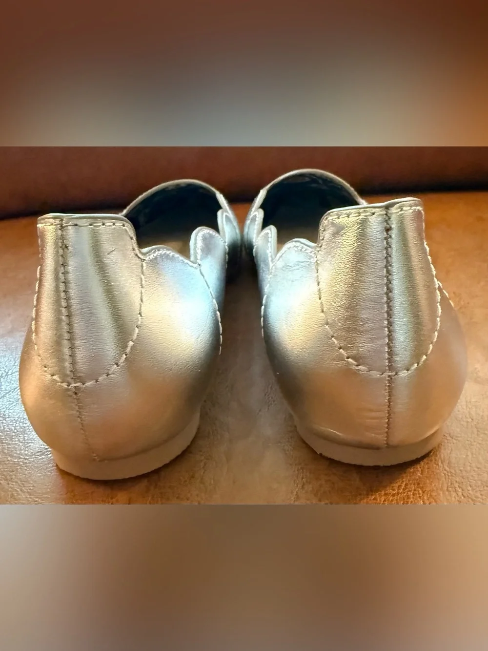 Seychelles Leather Silver Metallic Ballet Flats Scalloped Pointed Toe 8.5